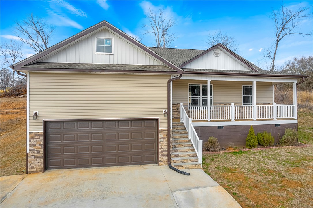 11 Arlington Road Greer, SC 29651 - Photo 3 of 40 Gallery Image 3