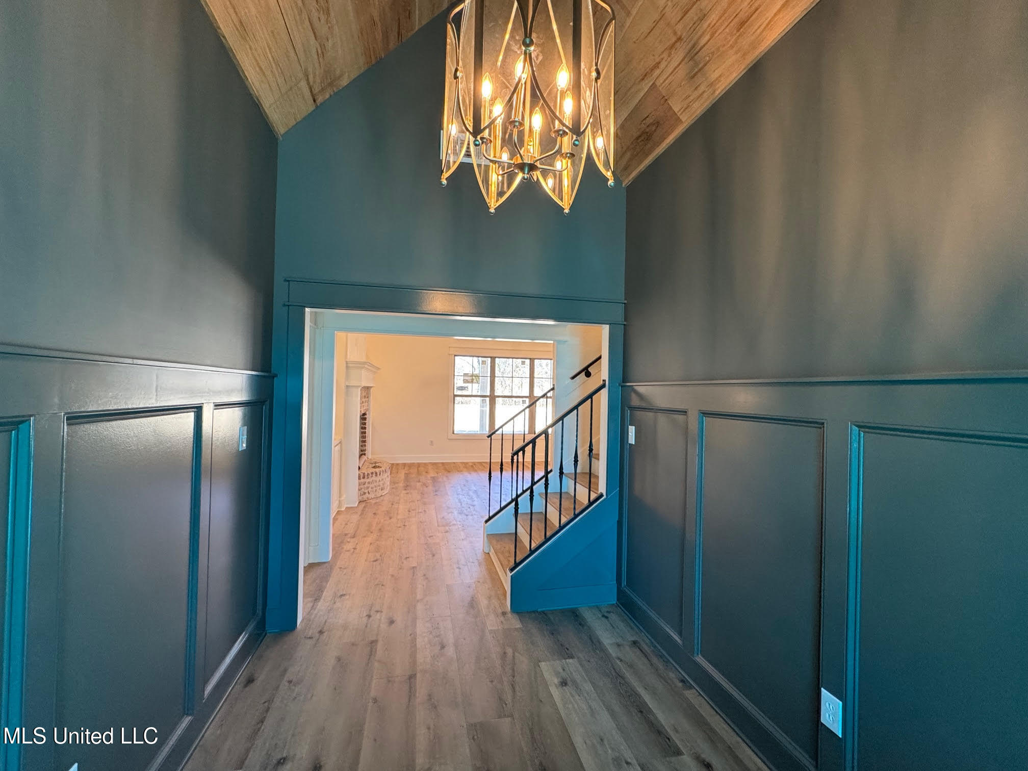 5452 Grayson Way Hernando, MS 38632 - Photo 6 of 31 Entry/Foyer b
