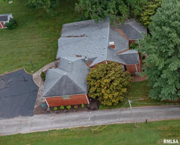 $155,000 | 14652 North Il Highway, Mount Vernon, IL 62864