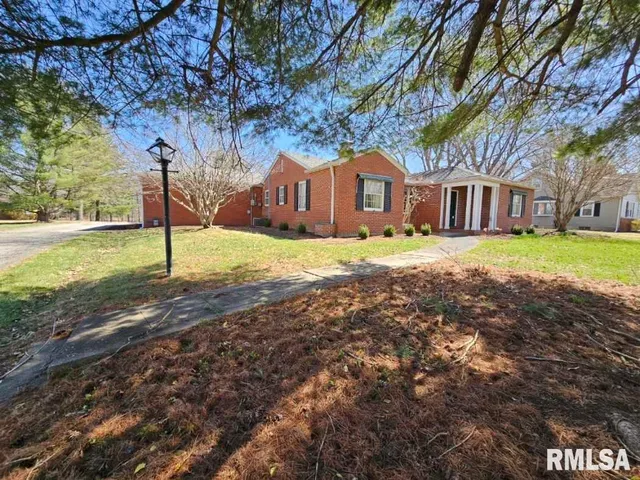 $155,000 | 14652 North Il Highway, Mount Vernon, IL 62864