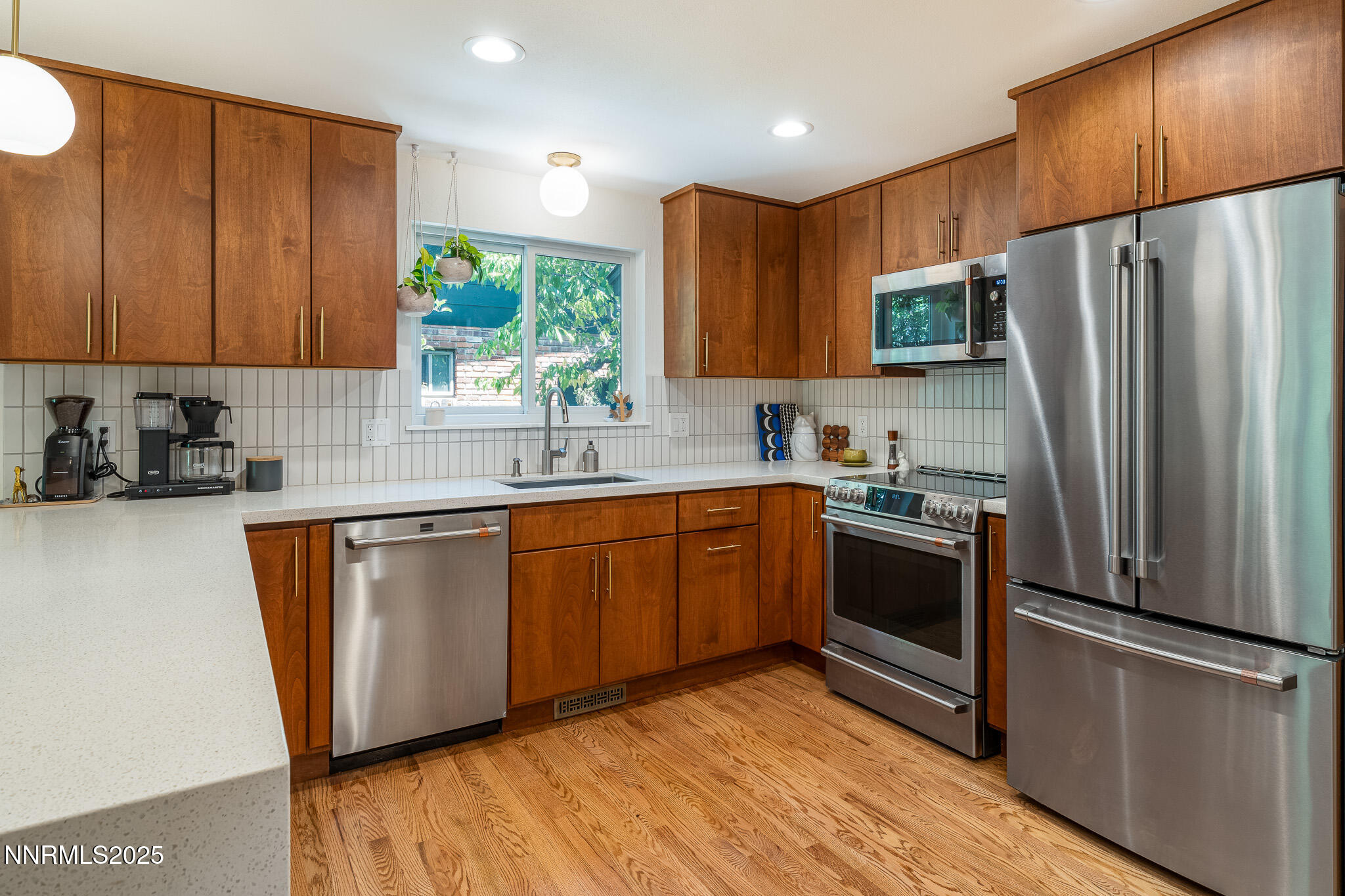 615 Shamrock Lane Reno, NV 89509 - Photo 6 of 17 615 Shamrock 17
