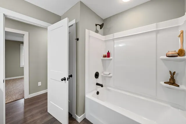 $220,000 | 337 Fire Tower Road, Erin, TN 37061