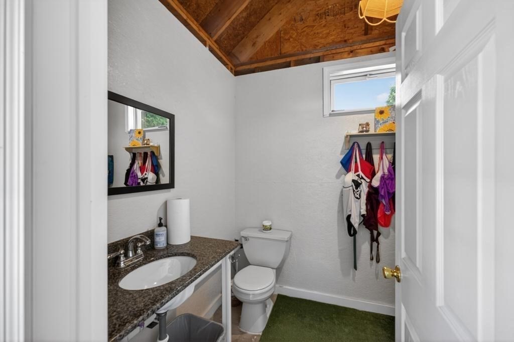 185 Rosewood Road Somerset, MA 02726 - Photo 36 of 42