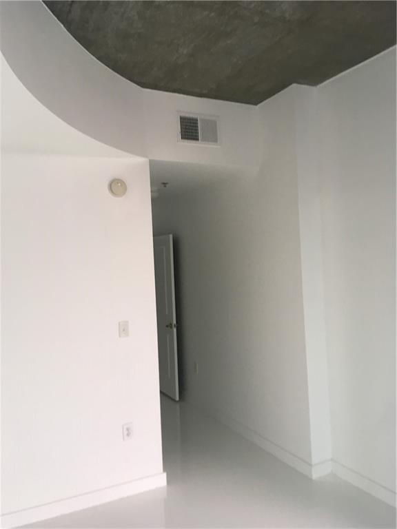 3324 Peachtree Road, Unit 2213 Atlanta, GA 30326 - Photo 9 of 42 a view of hallway