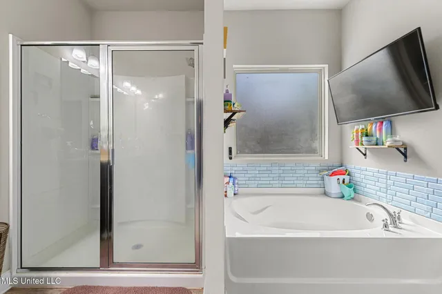 $304,900 | 5331 Overland Drive, Biloxi, MS 39532