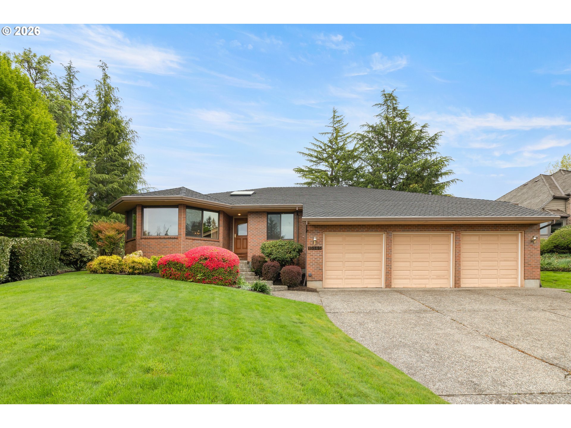 15565 Southwest Roshak Road Portland, OR 97224 - Photo 2 of 42