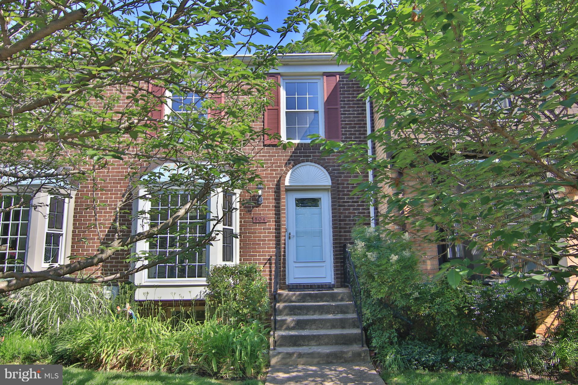 504 Andrew Hill Road Arnold, MD 21012 - Photo 1 of 37 Front View