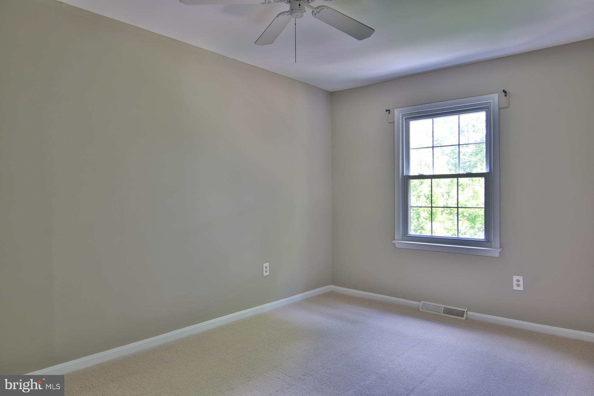 504 Andrew Hill Road Arnold, MD 21012 - Photo 26 of 37 Bedroom 3