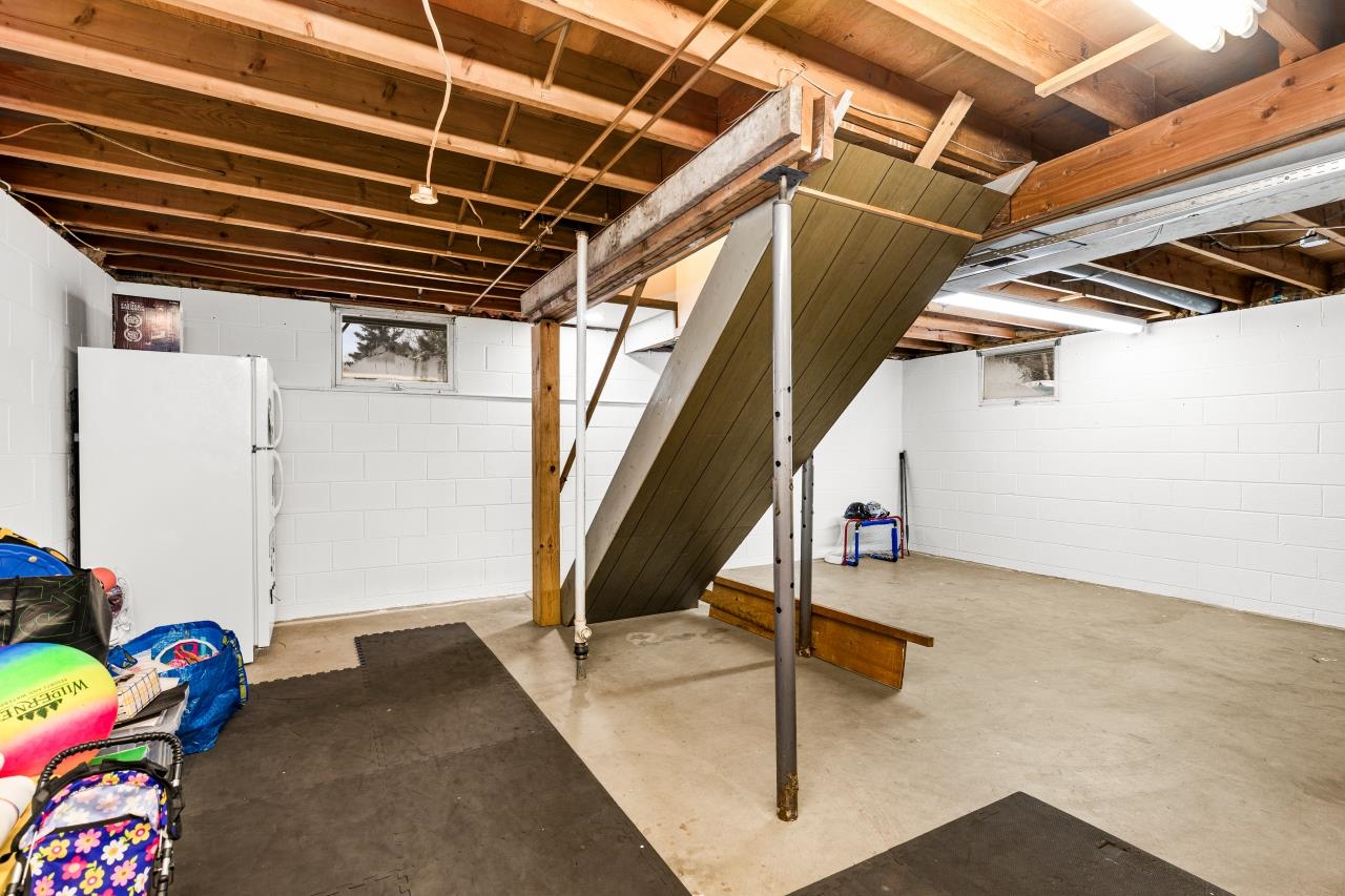 110 Grove Street Proctor, MN 55810 - Photo 24 of 38