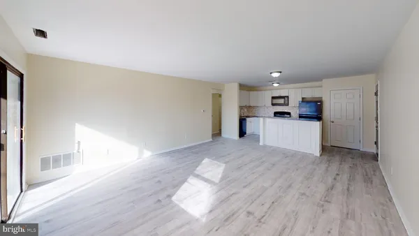 $1,425 | 300 Broadway, Unit D11, Westville, NJ 08093