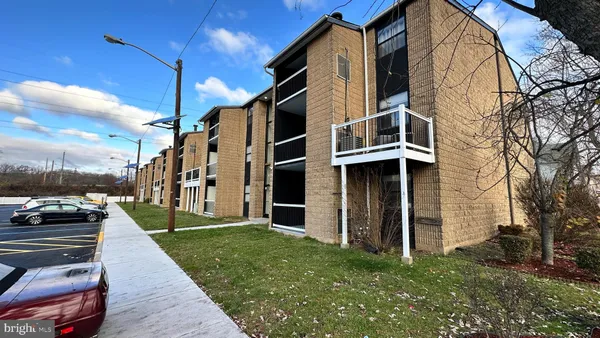 $1,425 | 300 Broadway, Unit D11, Westville, NJ 08093