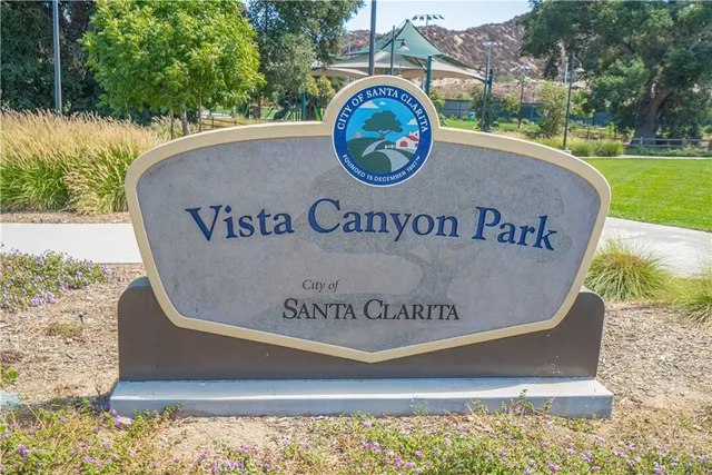 a view of a tennis court