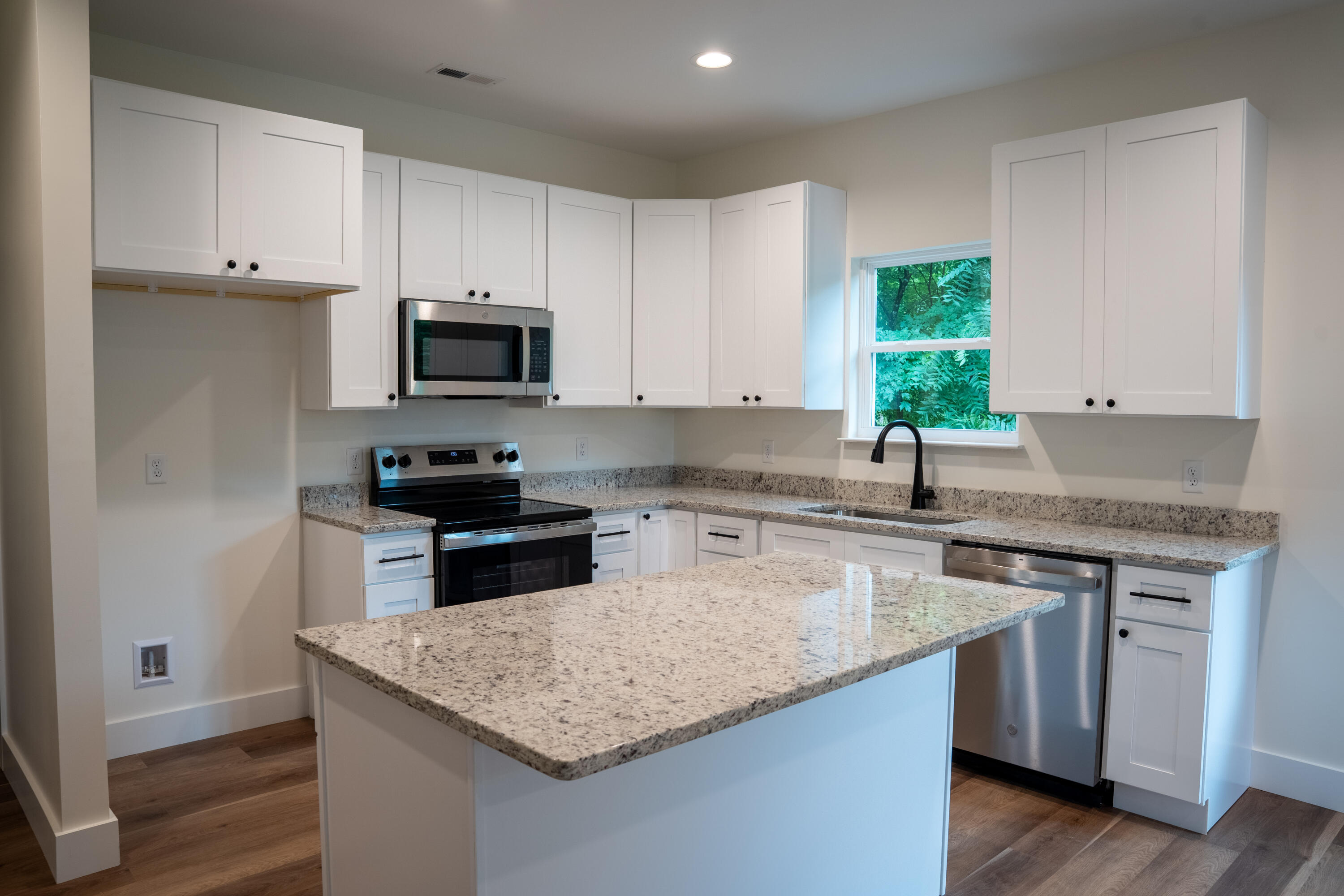 260 High Street Charleston, TN 37310 - Photo 6 of 23 High Street-45