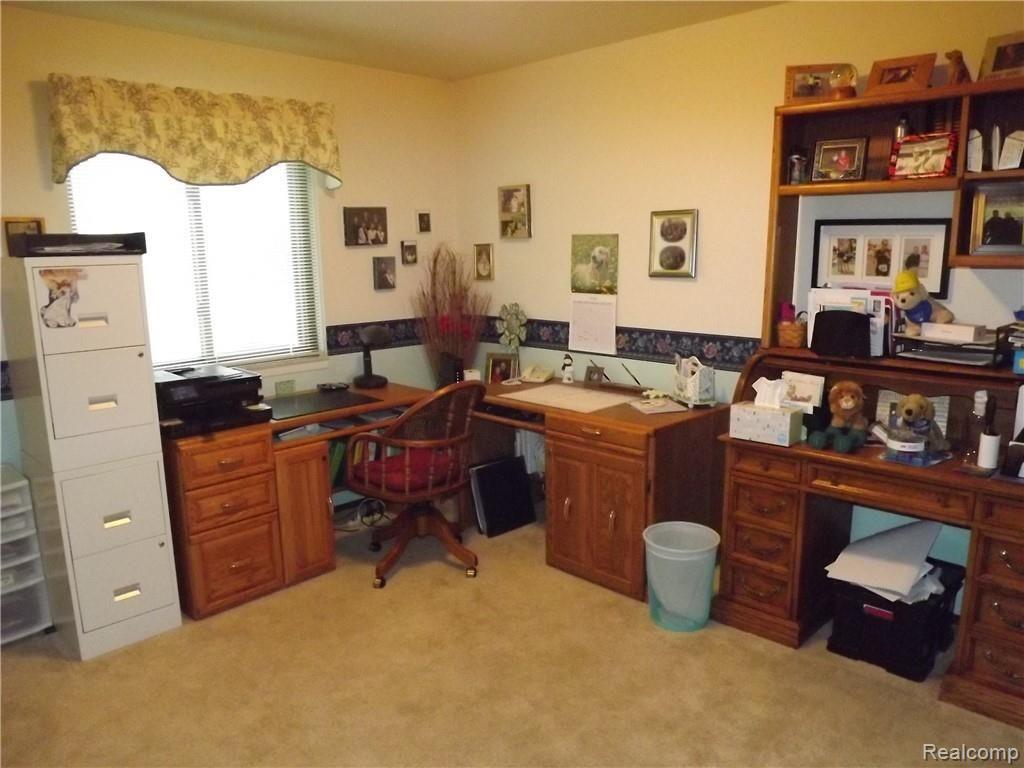 2191 Warrington Road Rochester Hills, MI 48307 - Photo 12 of 17