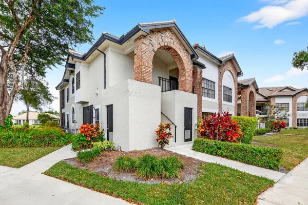 $119,000 | 8065 Aberdeen Drive, Unit 101, Boynton Beach, FL 33472