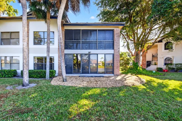 $119,000 | 8065 Aberdeen Drive, Unit 101, Boynton Beach, FL 33472