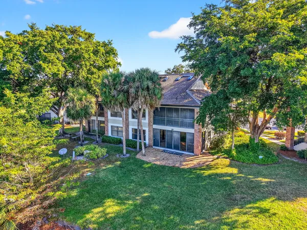 $119,000 | 8065 Aberdeen Drive, Unit 101, Boynton Beach, FL 33472