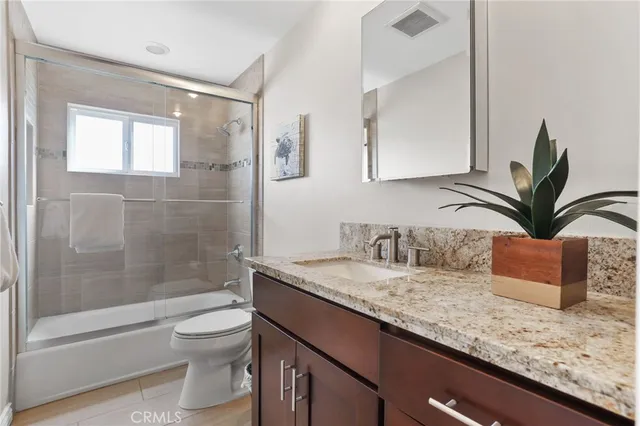 $1,499,000 | 3640 Pine Avenue, Long Beach, CA 90807