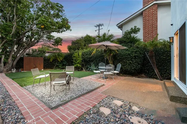 $1,499,000 | 3640 Pine Avenue, Long Beach, CA 90807