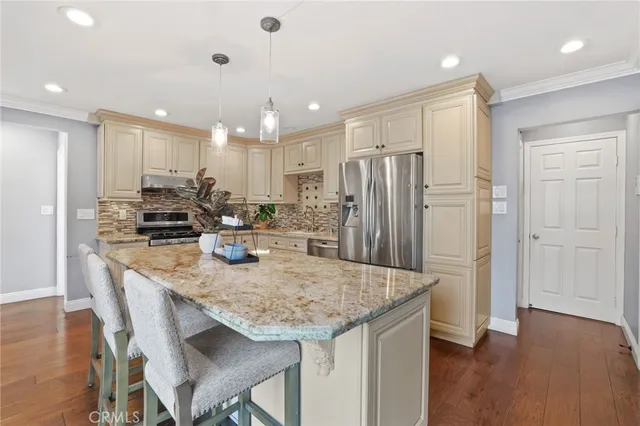 $1,499,000 | 3640 Pine Avenue, Long Beach, CA 90807