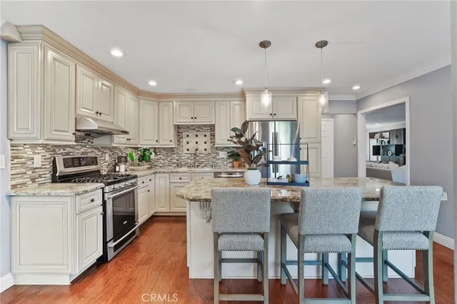 $1,499,000 | 3640 Pine Avenue, Long Beach, CA 90807