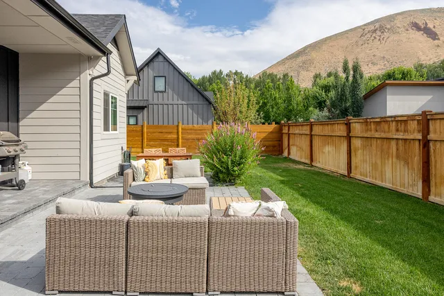 $1,225,000 | 620 Little Lena Drive, Hailey, ID 83333