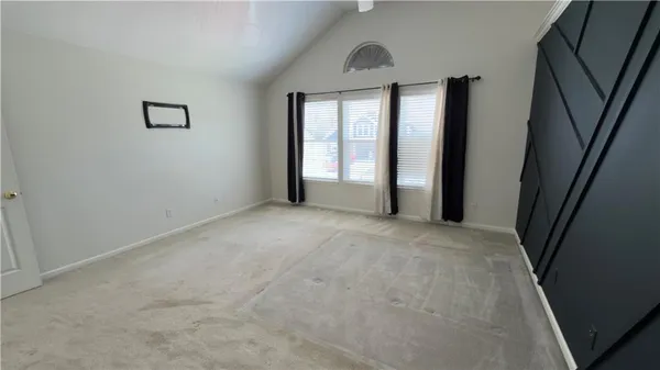 $360,000 | 14912 Pine View Drive, Grandview, MO 64030