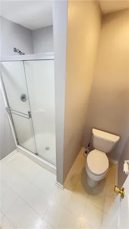 $360,000 | 14912 Pine View Drive, Grandview, MO 64030