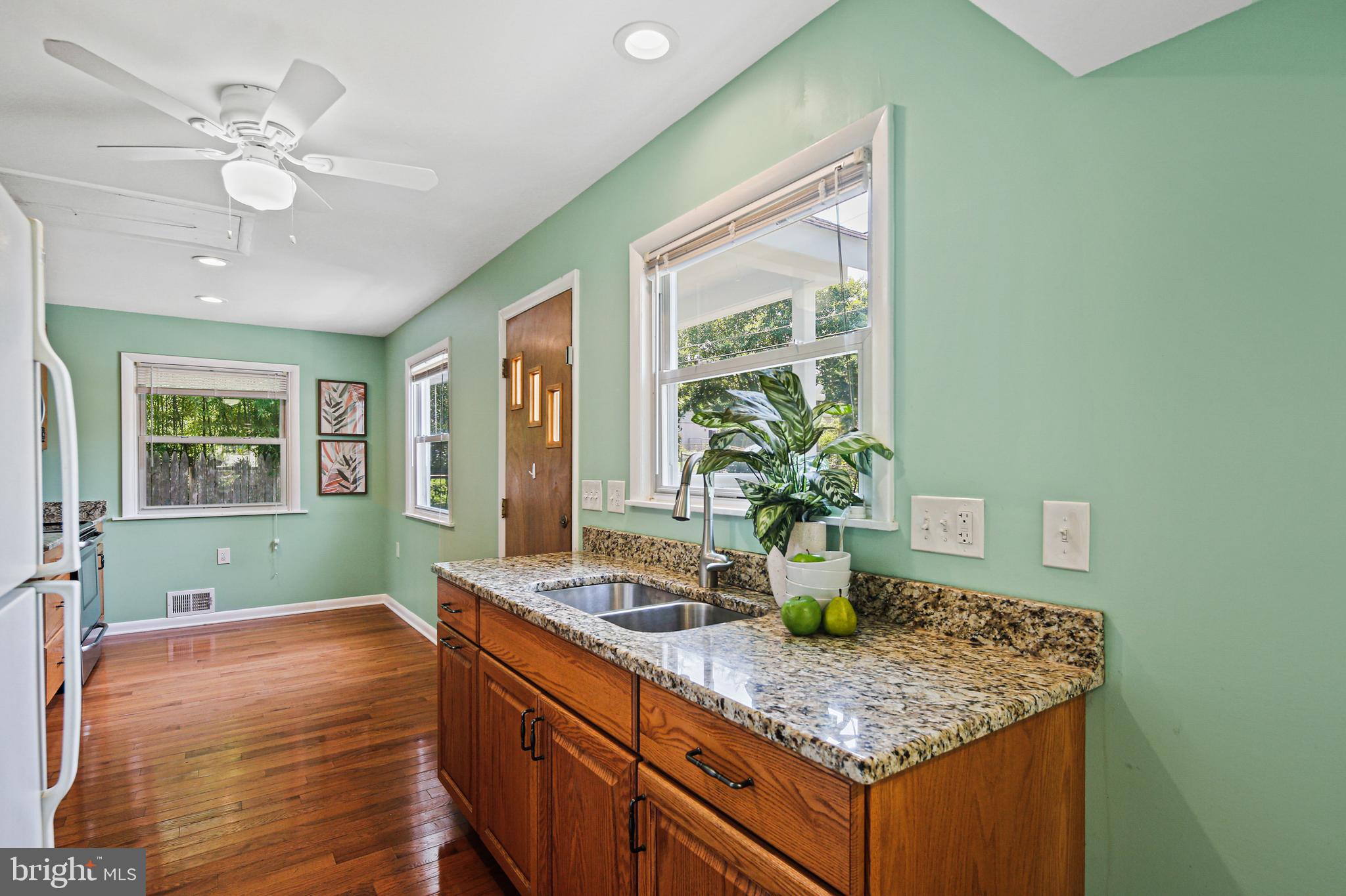 12 Cherry Road Riva, MD 21140 - Photo 11 of 38 Kitchen w/Room for a Breakfast Table