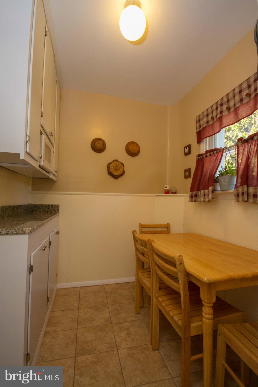 14 Cedarwood Road Catonsville, MD 21228 - Photo 7 of 21 Interior (General)