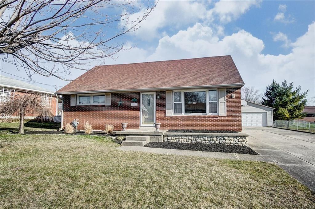 1022 Robin Road Springfield, OH 45503 - Photo 2 of 25
