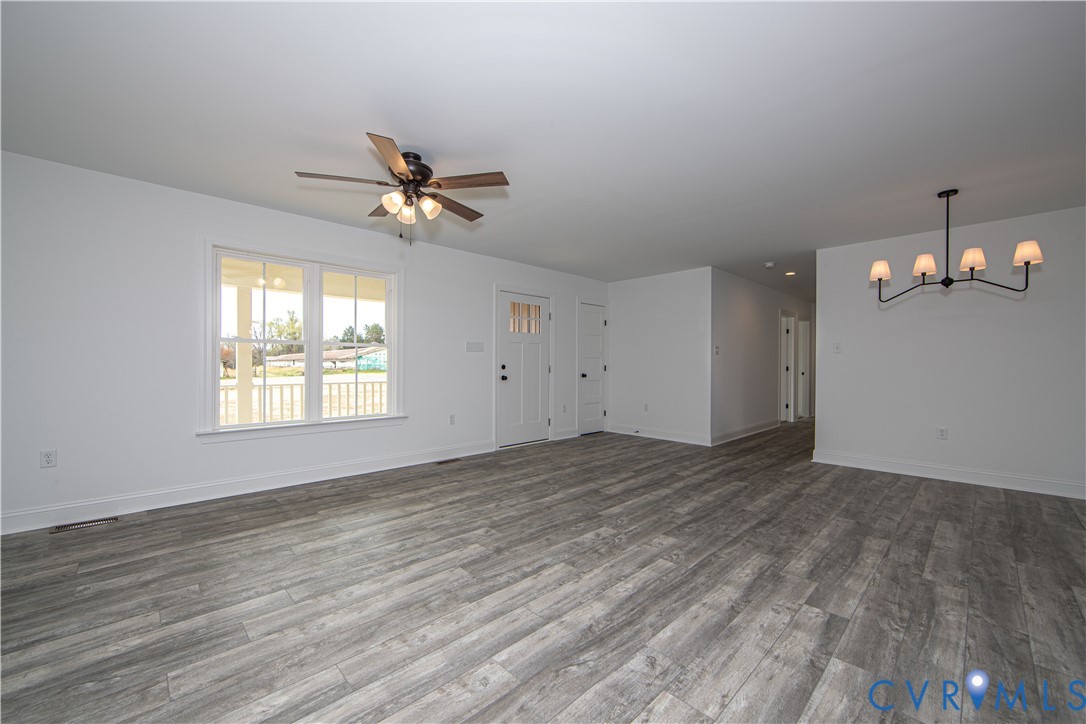 704 Columbia Road Columbia, VA 23038 - Photo 8 of 30