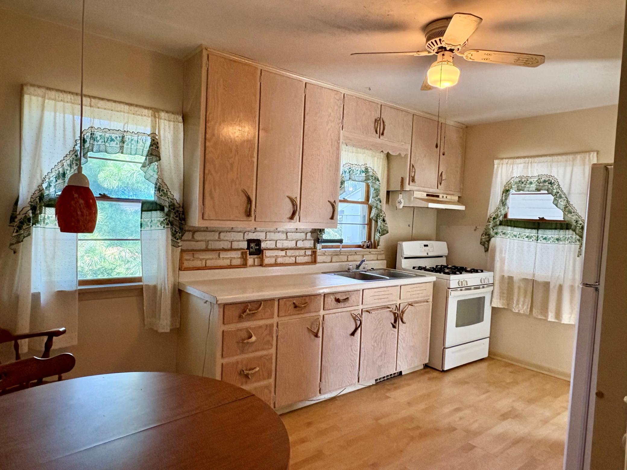 360 14th Street Winona, MN 55987 - Photo 2 of 13