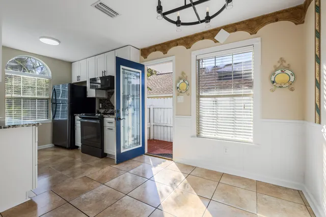 $1,995 | 2788 Oak Park Court, Tallahassee, FL 32308