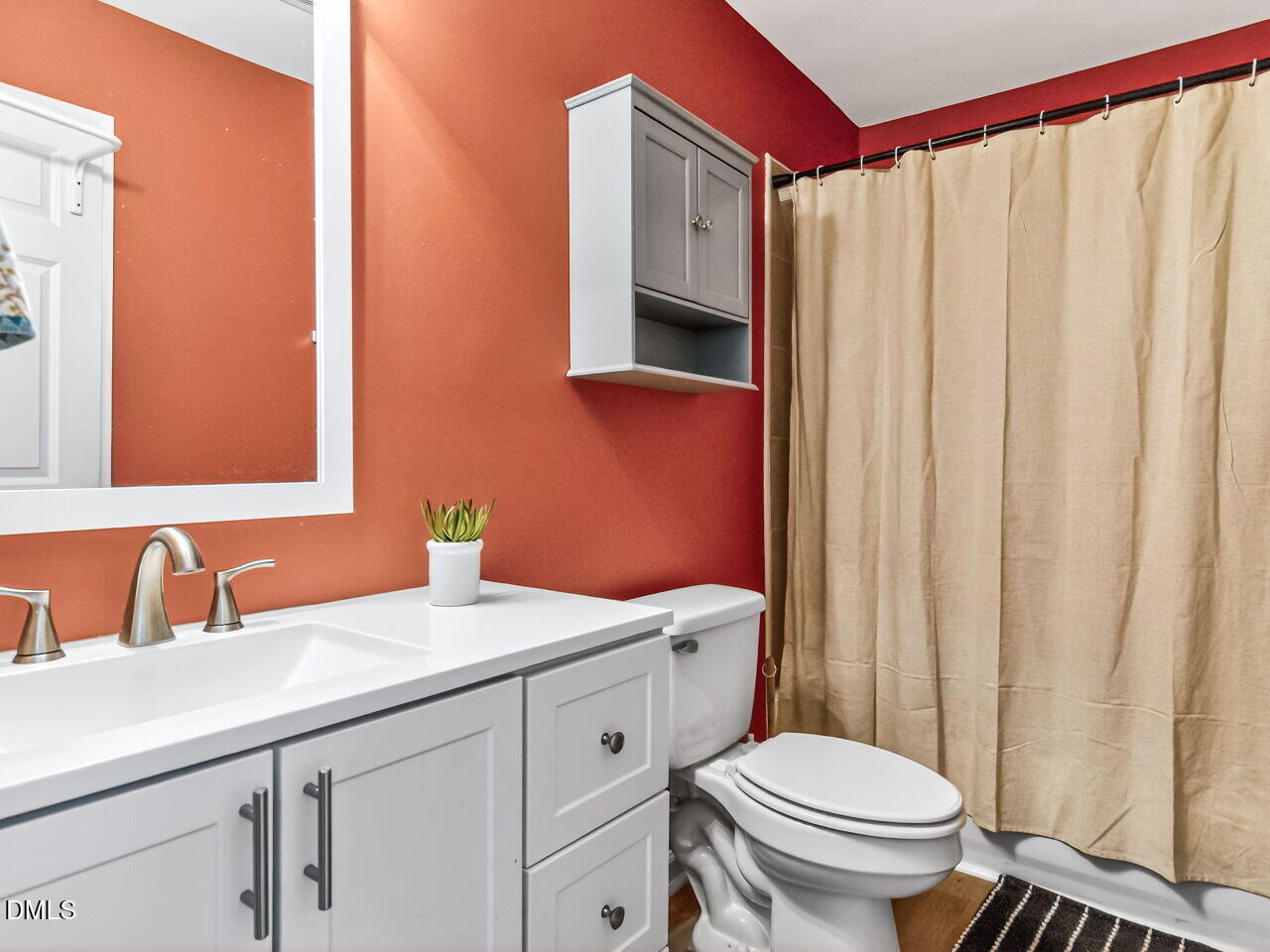 418 North Allen Road Wake Forest, NC 27587 - Photo 17 of 28 017-1280x960-primary-bathroom