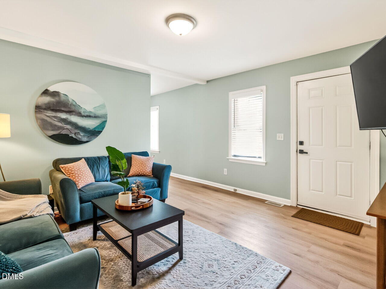 418 North Allen Road Wake Forest, NC 27587 - Photo 7 of 28 007-1280x960-living-room