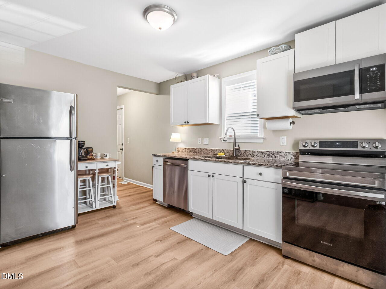 418 North Allen Road Wake Forest, NC 27587 - Photo 8 of 28 008-1280x960-kitchen