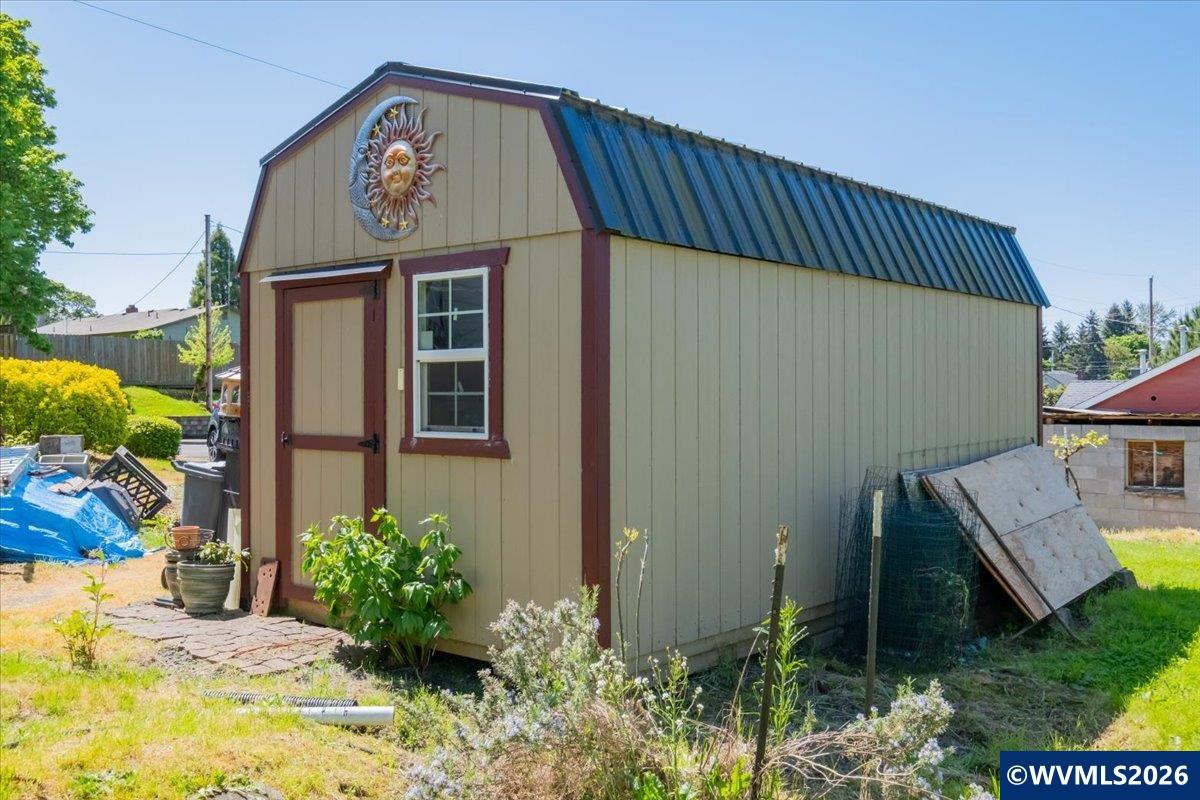 204 North 3rd Street Jefferson, OR 97352 - Photo 35 of 42