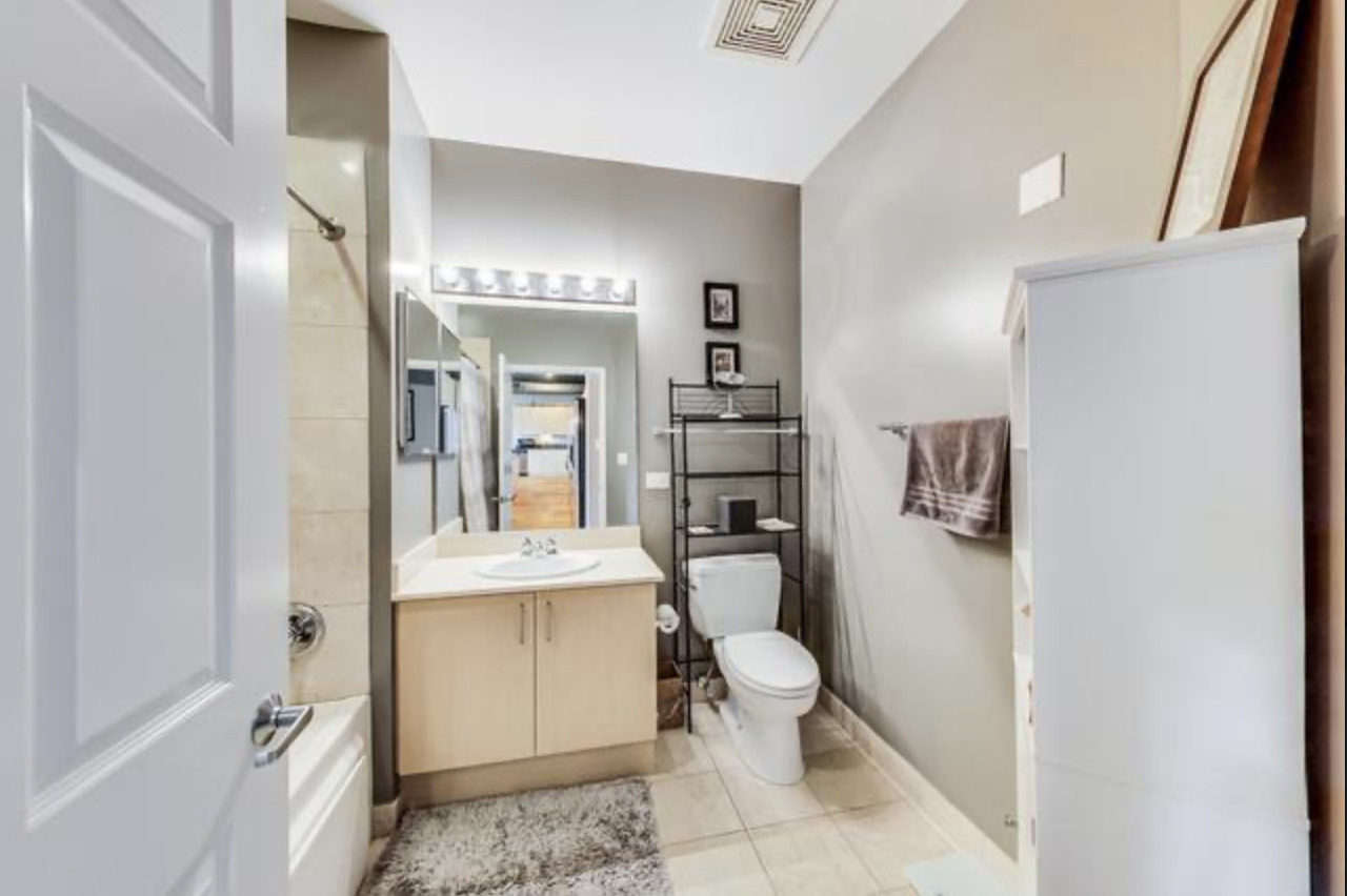 950 West Monroe Street, Unit 902 Chicago, IL 60607 - Photo 10 of 12