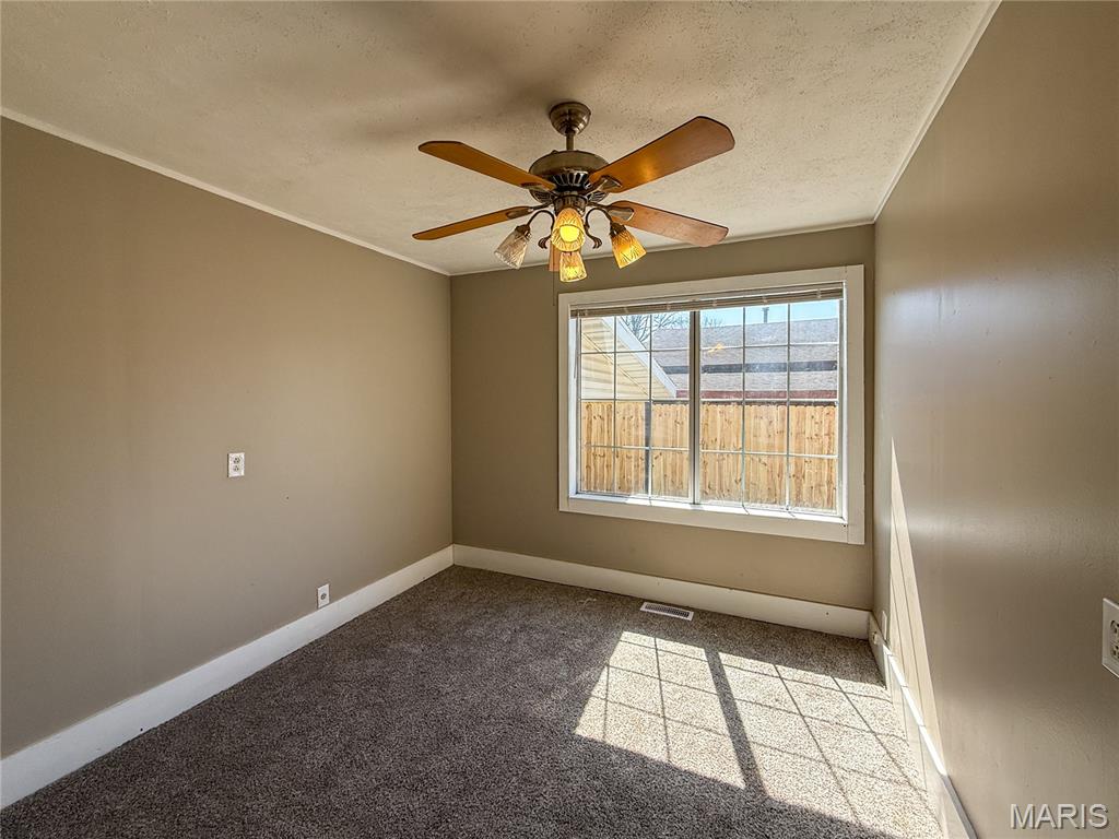 2202 Mangold Street Poplar Bluff, MO 63901 - Photo 10 of 19
