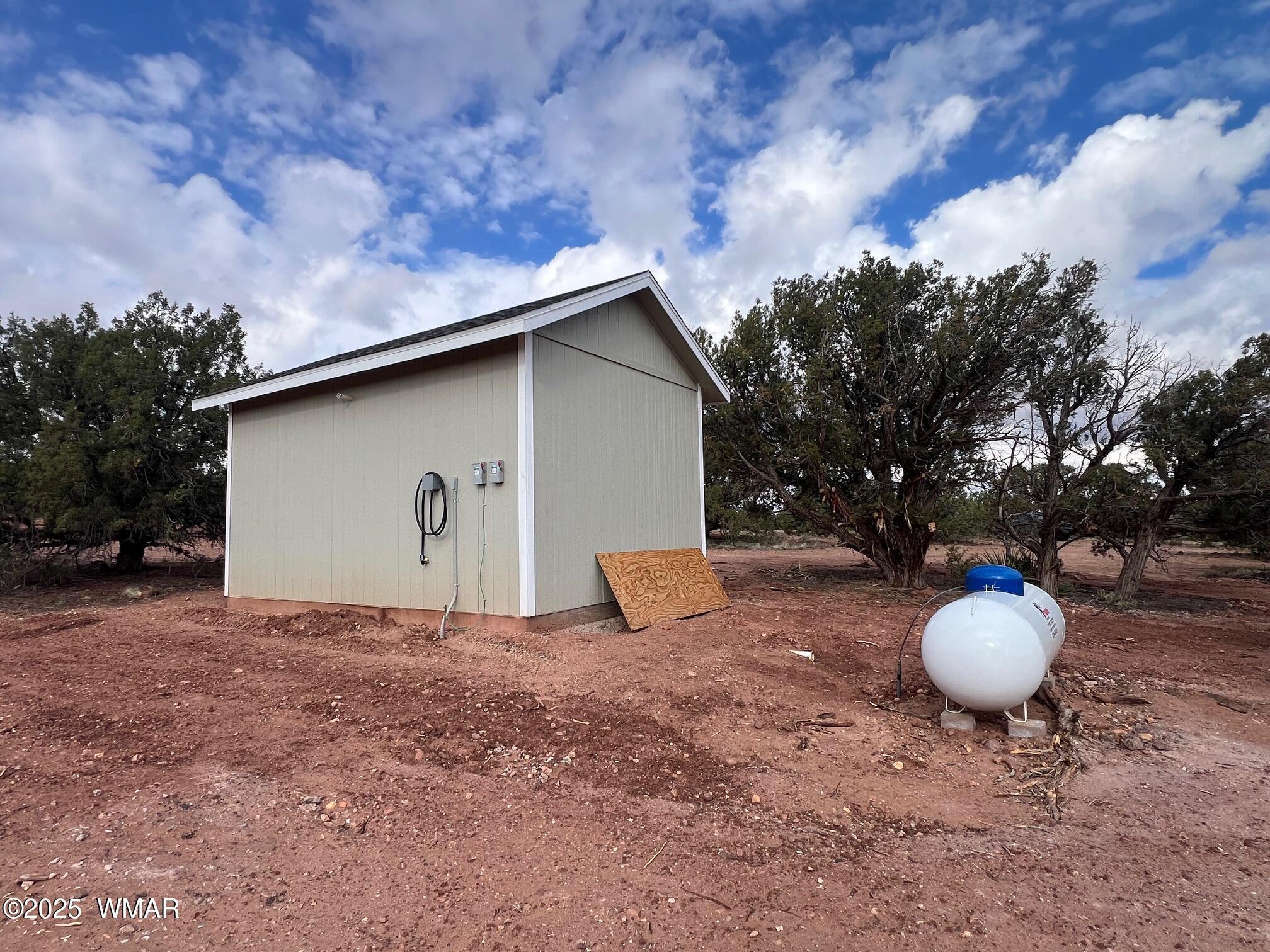 4129 Apache Road Snowflake, AZ 85937 - Photo 29 of 48 a view of a backyard