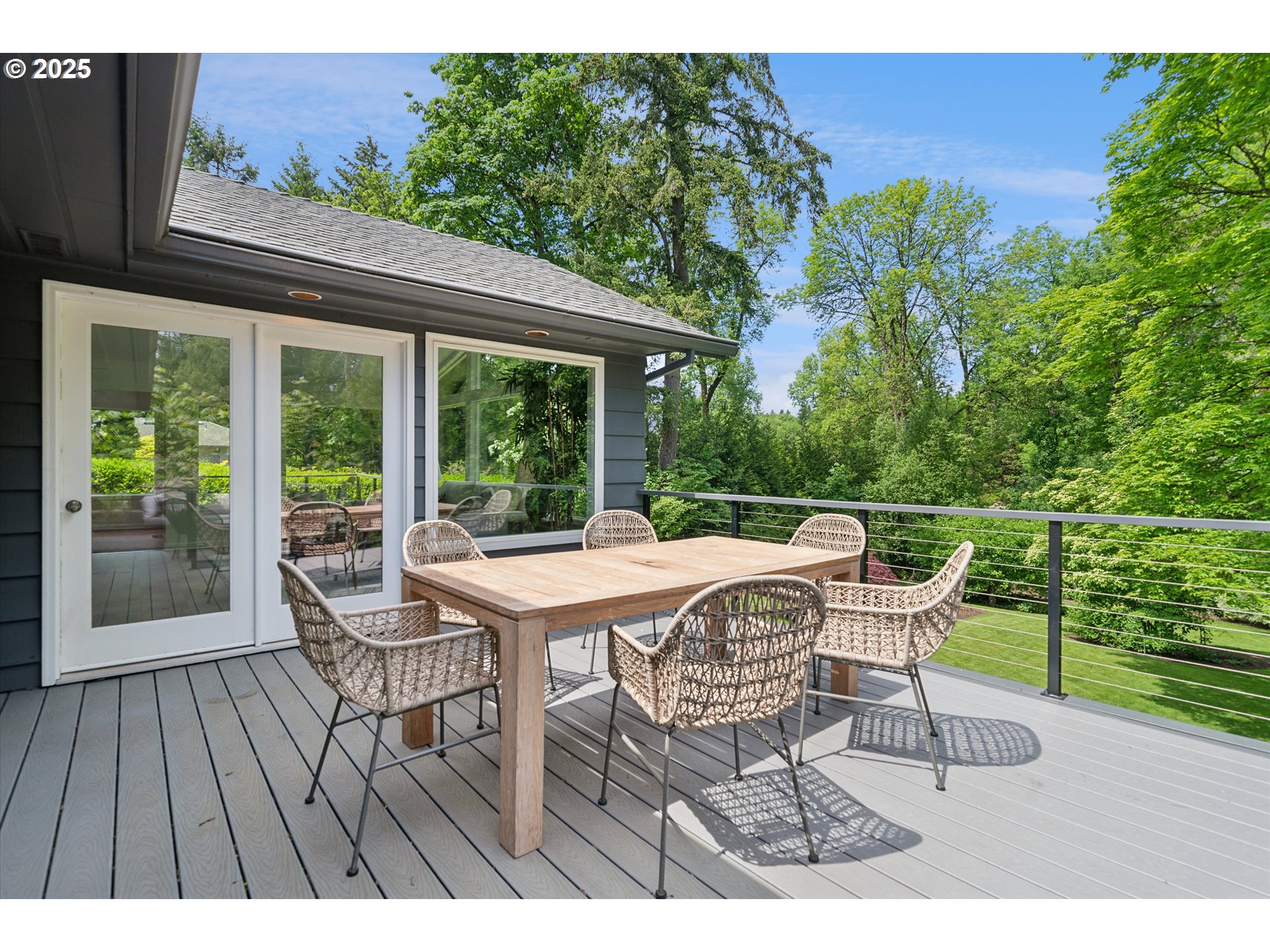 0501 South Riverside Street Portland, OR 97219 - Photo 17 of 45 a view of a patio with a table and chairs