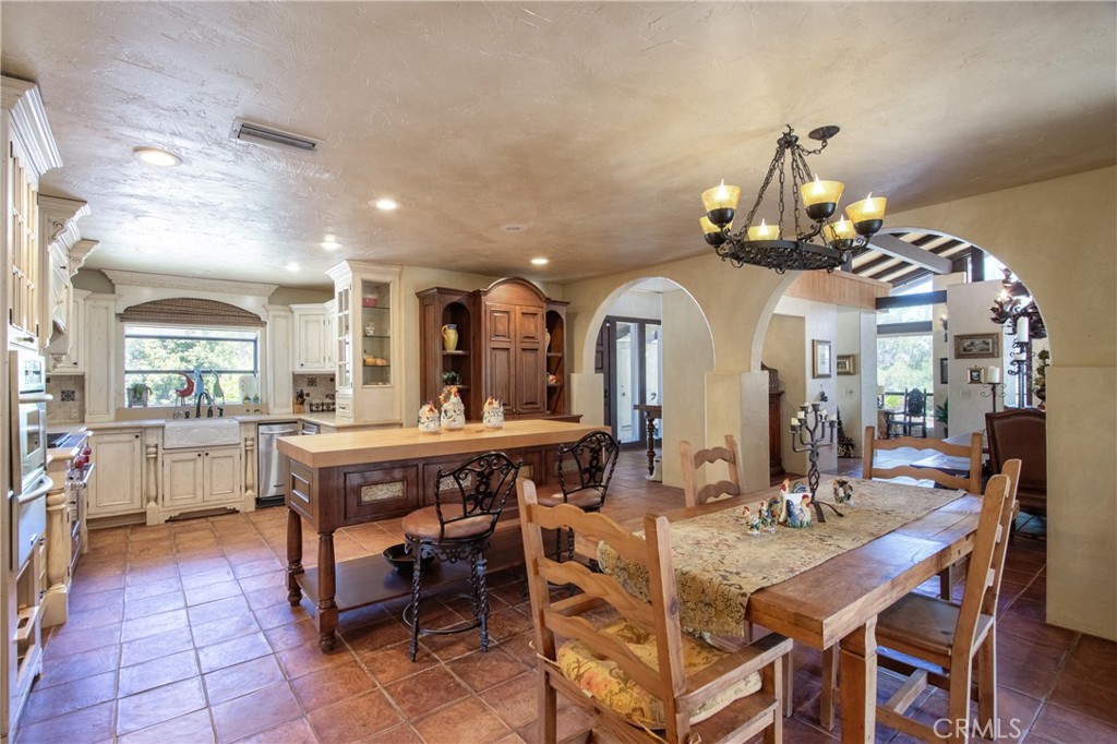 35010 Santa Rita Road Temecula, CA 92592 - Photo 9 of 43 Gallery Image 9