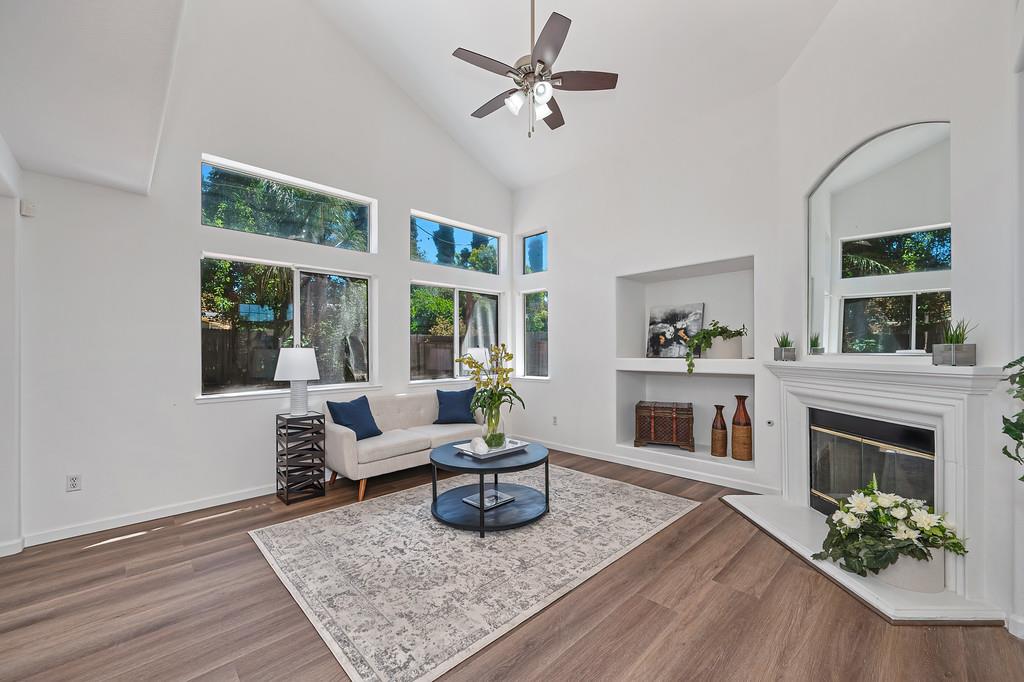 7828 Calzada Way Elk Grove, CA 95758 - Photo 14 of 58