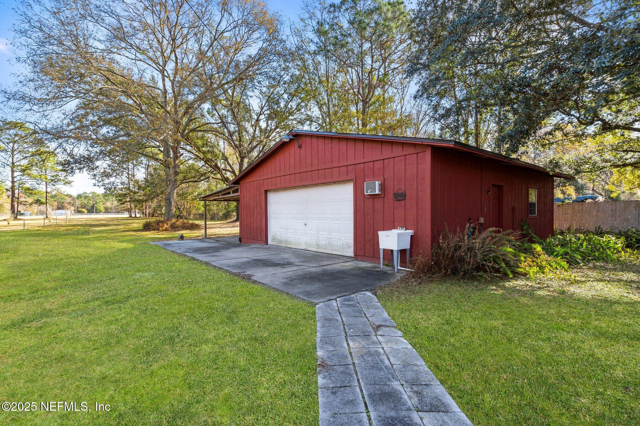 15723 Parete Road Jacksonville, FL 32218 - Photo 24 of 36 Detached Garage
