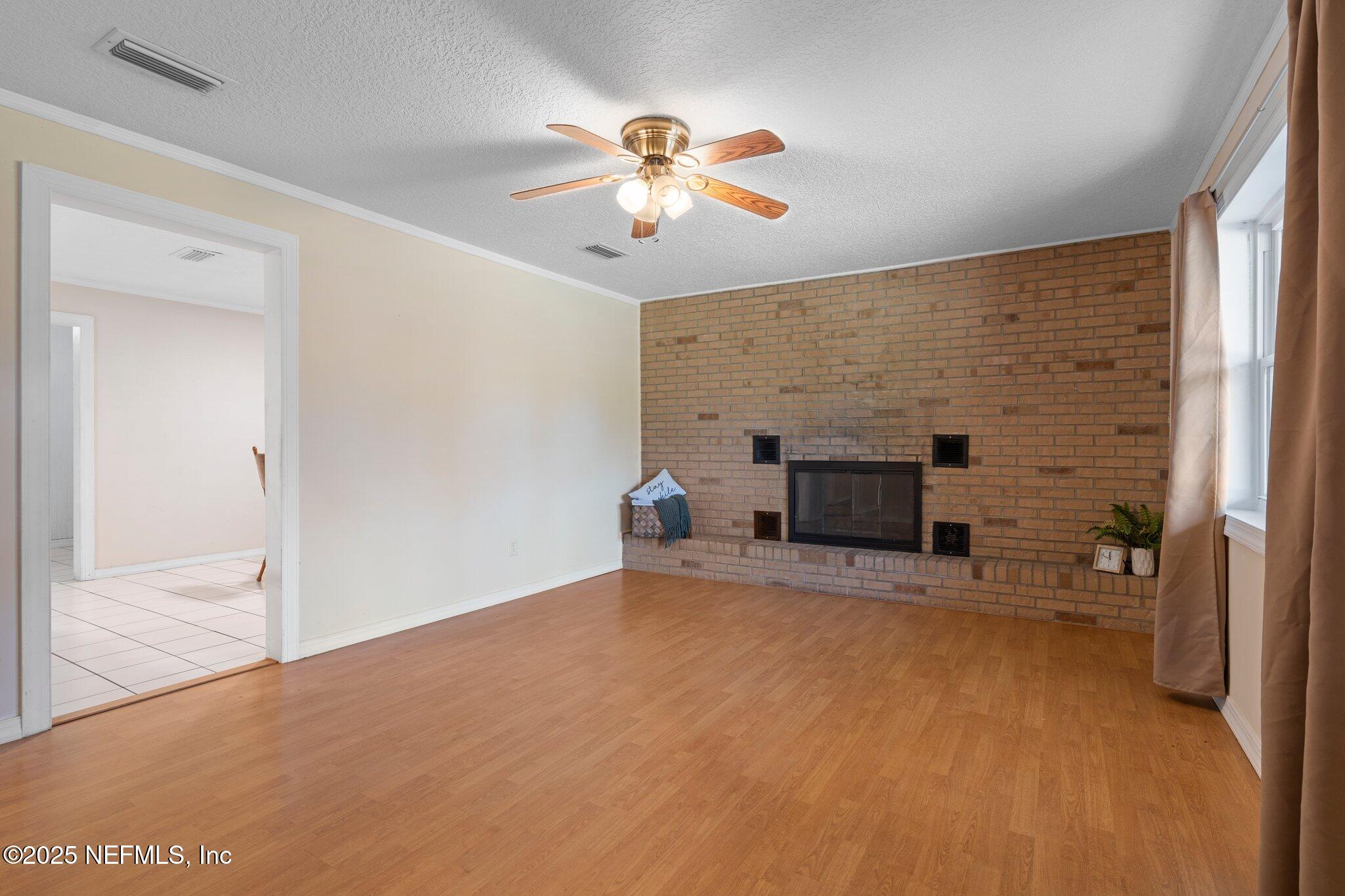 15723 Parete Road Jacksonville, FL 32218 - Photo 7 of 36 Family Room to Kitchen