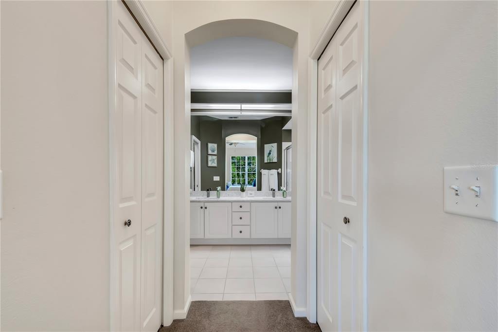 421 Enclave Place Lakeland, FL 33803 - Photo 19 of 58