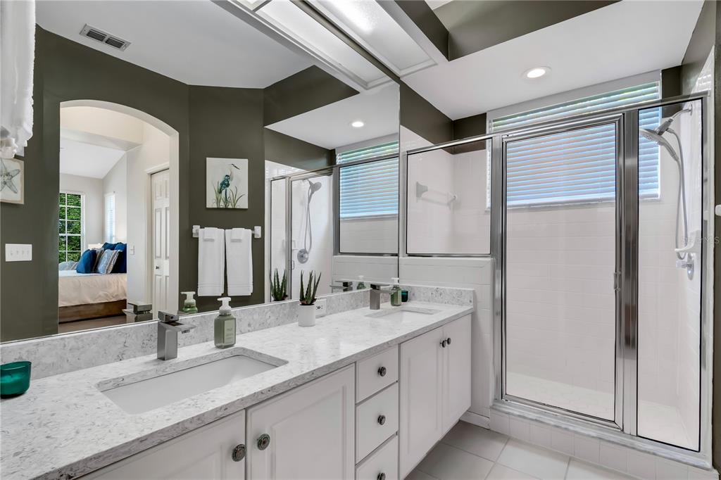 421 Enclave Place Lakeland, FL 33803 - Photo 20 of 58