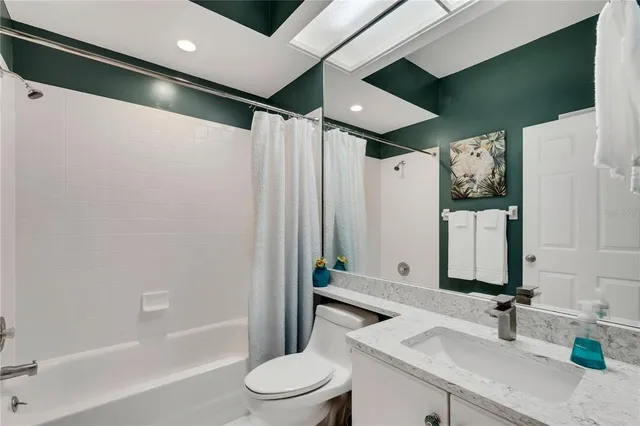 $348,800 | 421 Enclave Place, Lakeland, FL 33803