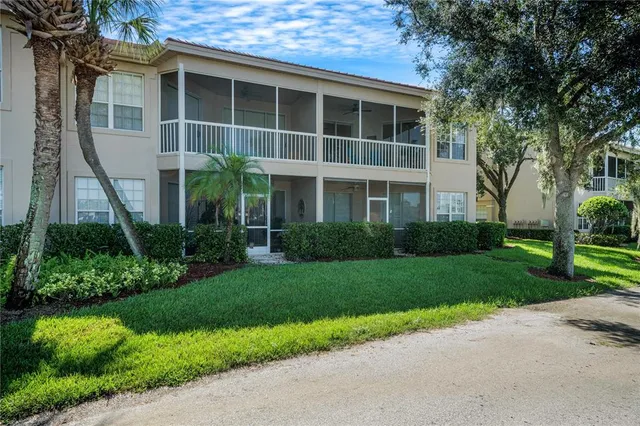 $348,800 | 421 Enclave Place, Lakeland, FL 33803